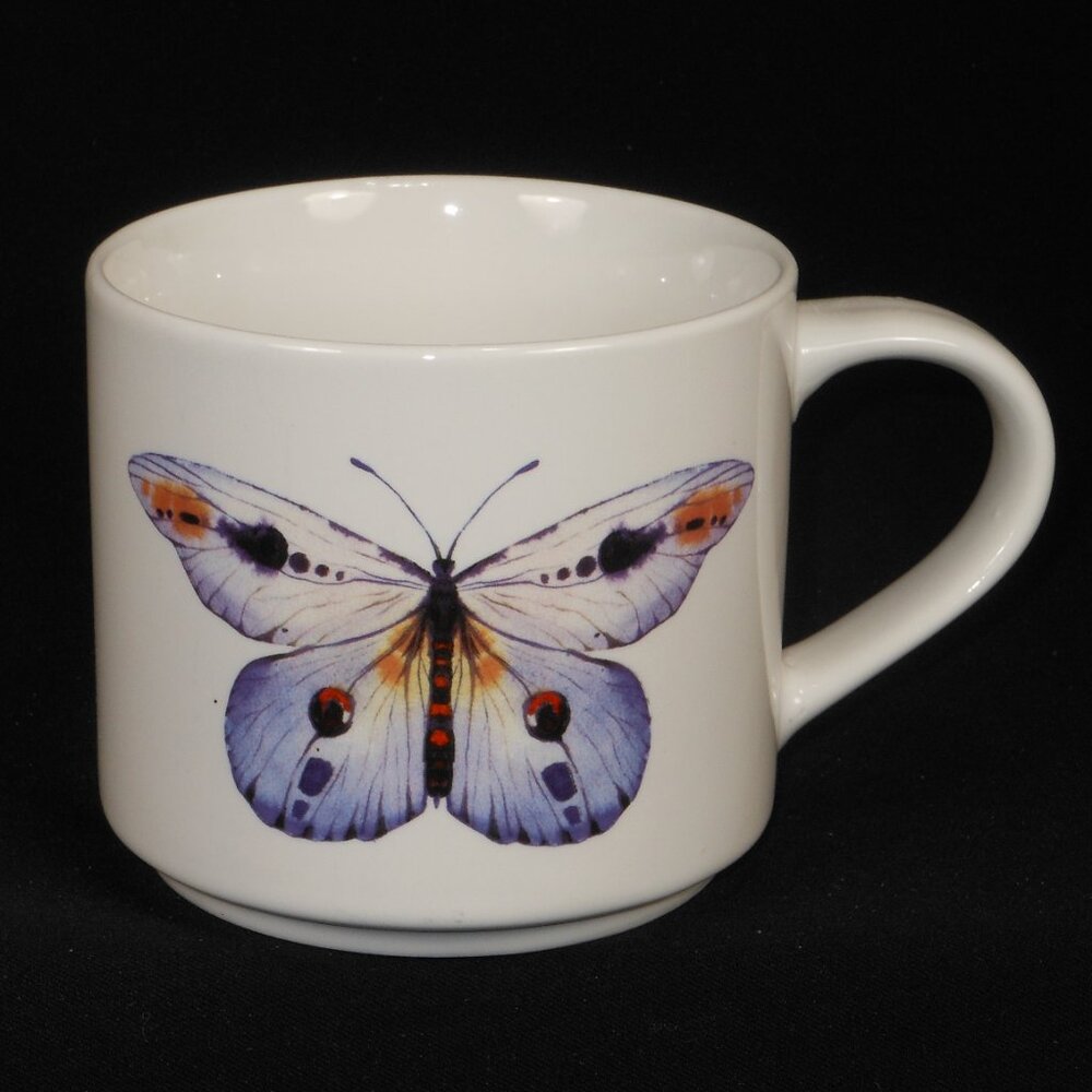 Coco + lola Premium Collection. Butterfly large size coffee mug